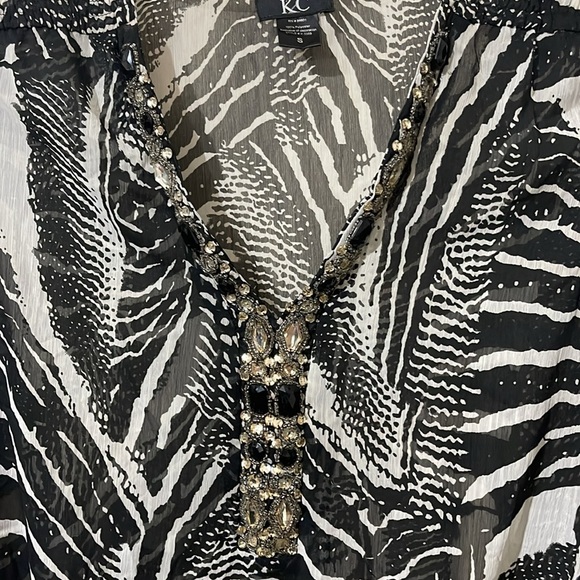 Black and white sheer shirt - Picture 2 of 8